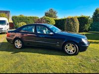Gebraucht Mercedes E500 Elegance 306 PS (225 kW) 2002 Blau Limousine