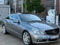 Gebraucht Mercedes E250 204 PS (150 kW) 2009 Grau Coupé