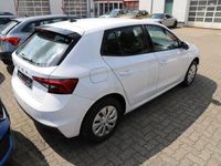 Neu Skoda Fabia Selection 80 PS (58 kW) 2025 Candy weiß unilackierung Kleinwagen