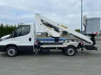 Gebraucht Iveco Daily 136 PS (100 kW) 2022 Blanc Van