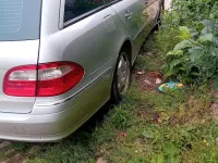 Gebraucht Mercedes 220 163 PS (119 kW) 2004 Silber Kombi