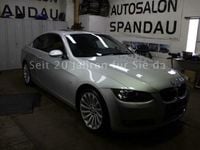Käytetty BMW 330 272 HP (200 kW) 2007 Hopea Coupe - kaksiovinen