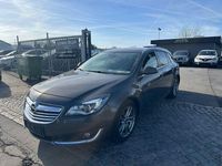 Gebraucht Opel Insignia Edition 140 PS (102 kW) 2014 Grau Kombi