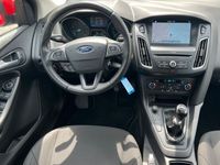 gebraucht Ford Focus Lim. Business Navi PDC 29159 km Kamera