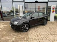 Neu Fiat 600 101 PS (74 kW) 2025 Schwarz SUV