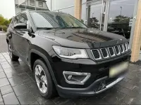 Gebraucht Jeep Compass 140 PS (102 kW) 2017 Schwarz SUV