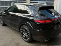 Gebraucht Porsche Cayenne 441 PS (324 kW) 2018 Schwarz SUV
