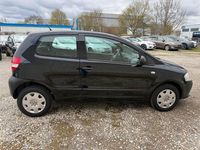 Gebraucht VW Fox Basis 54 PS (39 kW) 2009 Schwarz Kleinwagen