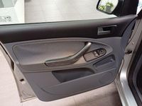 Gebraucht Ford C-MAX Style 101 PS (74 kW) 2007 Silber Van / Kleinbus