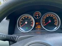 Gebraucht Opel Astra 125 PS (91 kW) 2005 Schwarz Kombi