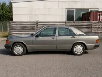 Gebraucht Mercedes 190 122 PS (89 kW) 1989 Grau Limousine