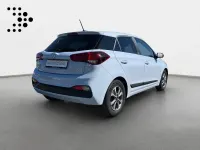 Gebraucht Hyundai i20 Active 101 PS (74 kW) 2020 Grau Kleinwagen