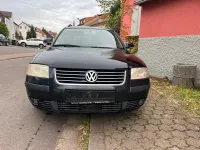 Gebraucht VW Passat 131 PS (96 kW) 2003 Schwarz Kombi