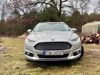 Gebraucht Ford Mondeo 180 PS (132 kW) 2015 Silber Kombi