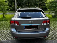 Gebraucht Toyota Avensis Edition 147 PS (108 kW) 2015 Braun Kombi