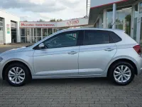 Gebraucht VW Polo Highline 95 PS (69 kW) 2018 Silber Kleinwagen