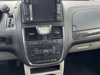 gebraucht Lancia Voyager Leder, 7 Sitze, AHK, Navi, Carplay Apps