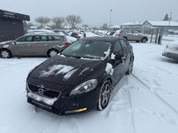Gebraucht Volvo V40 Kinetic 190 PS (139 kW) 2014 Schwarz Limousine