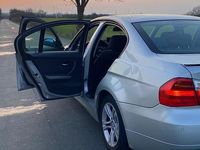 Gebraucht BMW 318 150 PS (110 kW) 2007 Limousine