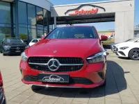 Gebraucht Mercedes E250 163 PS (119 kW) 2023 Manufaktur patagonienrot ... Limousine
