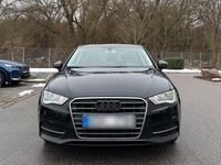 Gebraucht Audi A3 Sportback Attraction 125 PS (91 kW) 2014 Schwarz Kleinwagen