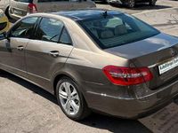 Gebraucht Mercedes E220 170 PS (125 kW) 2011 Grau Limousine