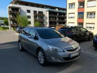 Gebraucht Opel Astra 2012 Grau Kombi