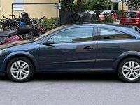 Gebraucht Opel Astra GTC 116 PS (85 kW) 2010 Blau Limousine