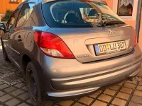 Gebraucht Peugeot 207 70 PS (51 kW) 2010 Grau Limousine
