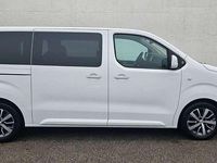 Gebraucht Toyota Proace Verso Team 177 PS (130 kW) 2022 Arctic white Kombi