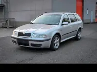 Używany Skoda Octavia 102 KM (75 kW) 2004 Srebrny Kombi