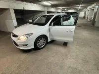Gebraucht Hyundai i30 90 PS (66 kW) 2011 Weiß Limousine