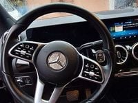 Gebraucht Mercedes B200 150 PS (110 kW) 2020 Schwarz Van / Kleinbus