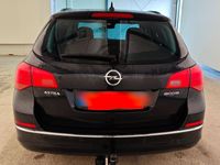 gebraucht Opel Astra ST 1,6 CDTI 136 PS KLIMA/NAVI/AHK