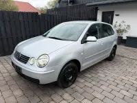 Używany VW Polo 60 KM (44 kW) 2004 Srebrny Hatchback