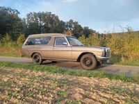 Gebraucht Mercedes W114 150 PS (110 kW) 1975 Grau Kleinwagen