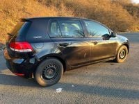 Gebraucht VW Golf VI Team 105 PS (77 kW) 2010 Schwarz Kleinwagen