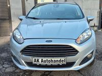 Gebraucht Ford Fiesta Trend 101 PS (74 kW) 2013 Grau Kleinwagen
