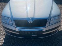 Usado Skoda Octavia 105 HP (77 kW) 2008 Prateado Carrinha