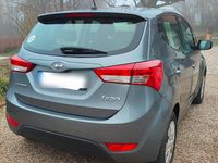 Gebraucht Hyundai ix20 90 PS (66 kW) 2014 Grau Kleinwagen