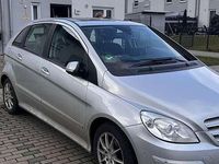 Gebraucht Mercedes B180 116 PS (85 kW) 2010 Van / Kleinbus