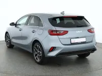 Neu Kia Ceed 140 PS (102 kW) 2025 Grau Kleinwagen
