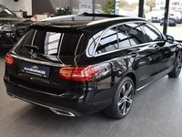 Gebraucht Mercedes E300 Avantgarde 122 PS (89 kW) 2020 Schwarz Limousine