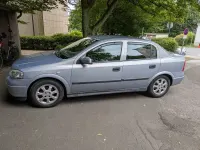 Gebraucht Opel Astra Selection 84 PS (61 kW) 2001 Silber Limousine