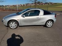 Gebraucht Opel Tigra 90 PS (66 kW) 2000 Silber Coupé