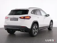 Gebraucht Mercedes GLA200 Progressive 150 PS (110 kW) 2025 Weiß SUV