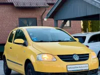 Gebraucht VW Fox 54 PS (39 kW) 2005 Gelb Kleinwagen