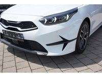 Neu Kia Ceed 101 PS (74 kW) 2025 Weiss Kleinwagen