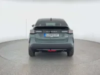 Neu Citroën C4 131 PS (96 kW) 2025 Lackierung manhattan green/typ Limousine
