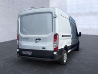 Gebraucht Ford Transit Trend 131 PS (96 kW) 2023 Frostweiß Van / Kleinbus